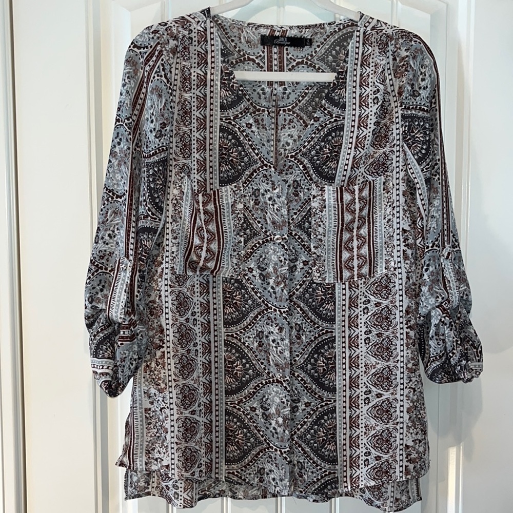 BKE Boutique blouse button front  size small boho hippie western